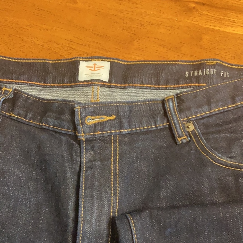 Jeans - Picture 2 of 5